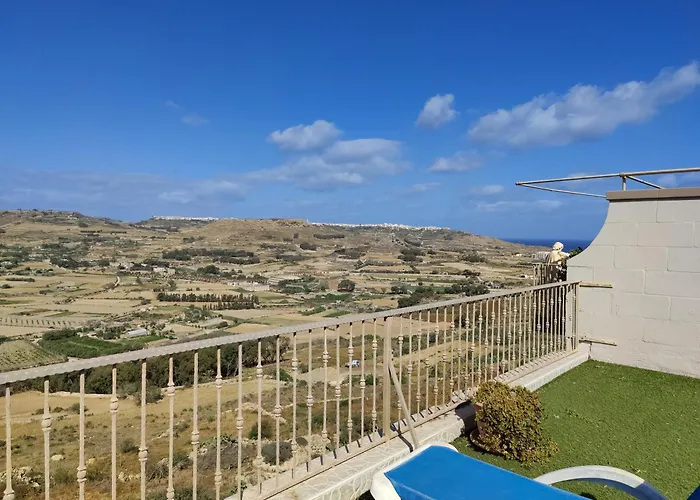 Modern Home - Valley View Pool